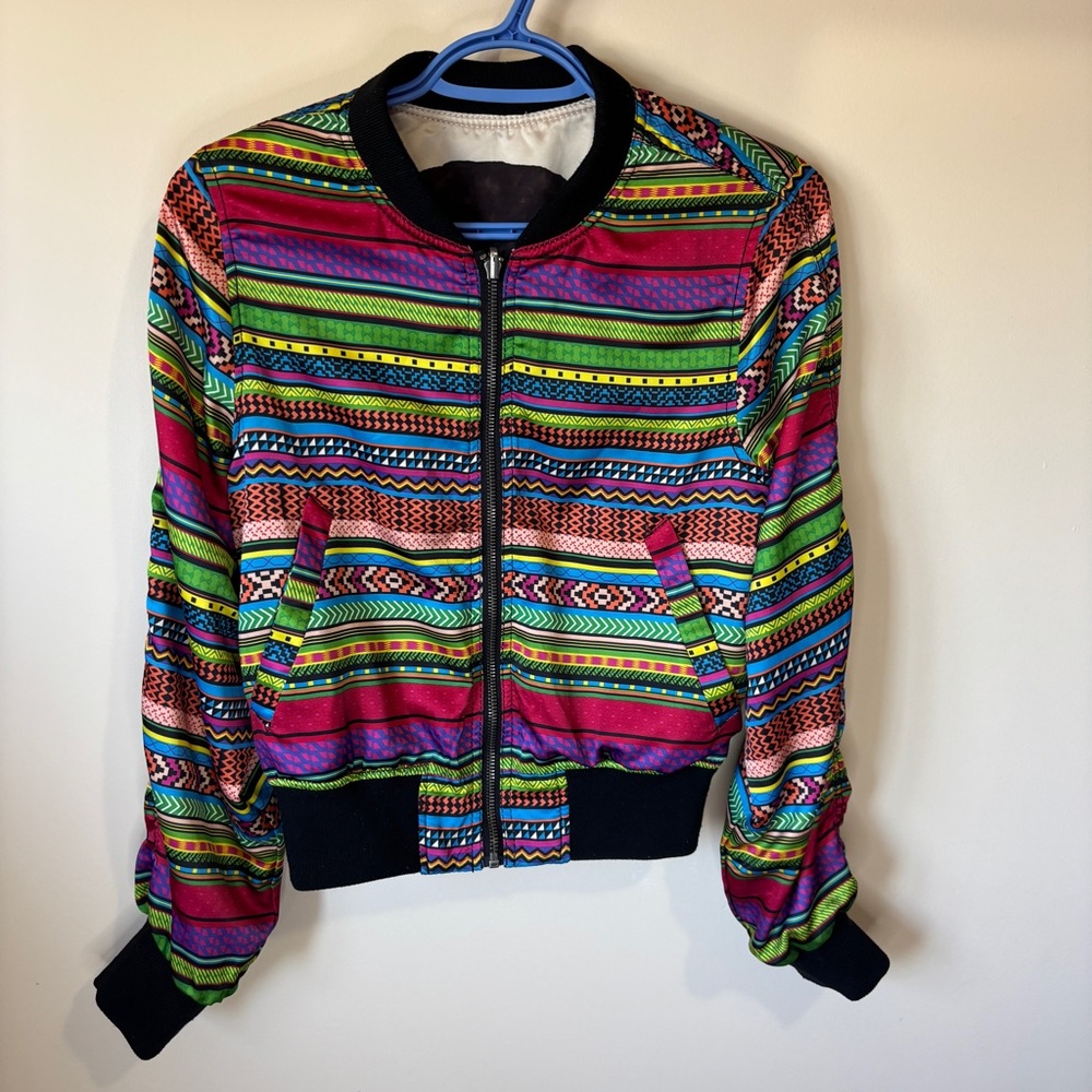H&M Reversible Women’s Bomber Multicolor Geometric Patterned Jacket Woman’s Face